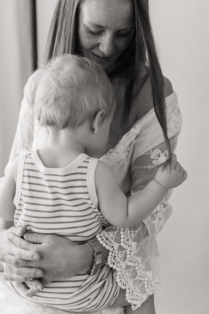 Photographe-Allaitement-Maman-Bebe-Famille-Cherbourg-Valognes-Les-Pieux