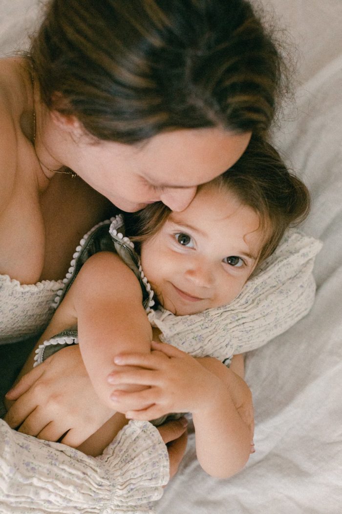 Photographe-Allaitement-Maman-Bebe-Famille-Cherbourg-Valognes-Les-Pieux