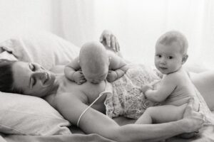 Photographe-Famille-bebe-allaitement-Cherbourg-Biville-Barneville-Carteret