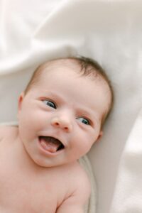 Photographe-Naissance-Nouveau-Ne-Maternite-Bebe-Cherbourg-Valognes-Les-Pieux